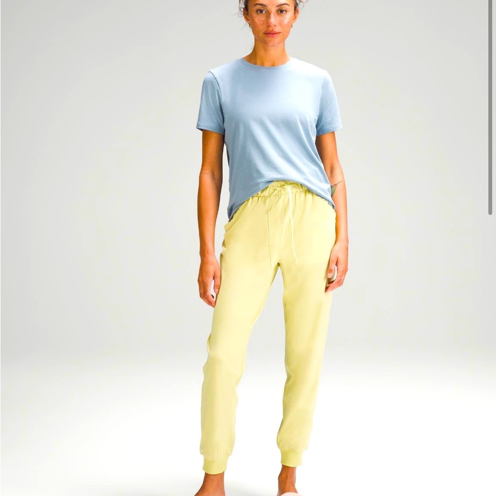 Lululemon Stretch High-Rise Joggers